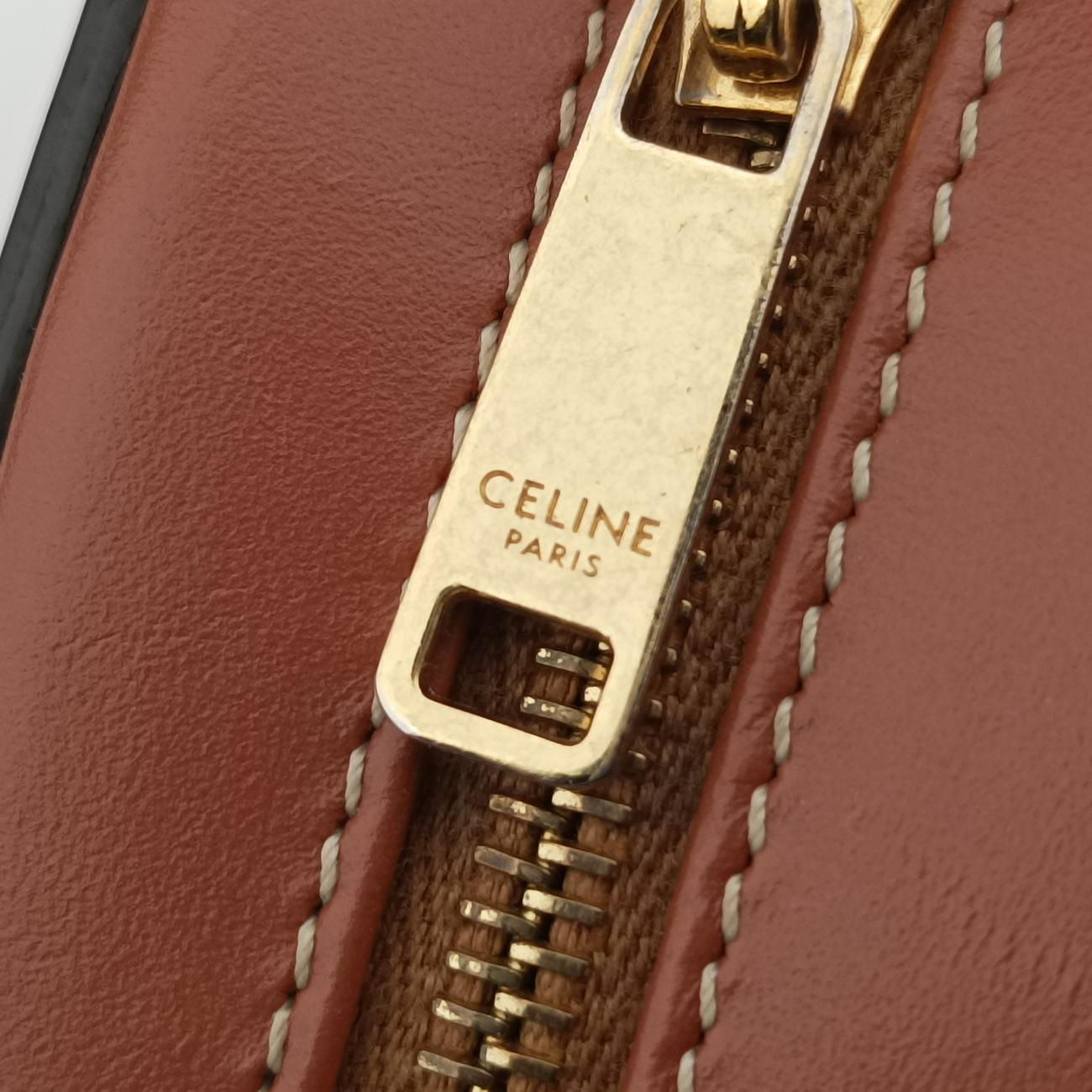 Pre-owned Celine Oval Purse Cuir Triomphe Brown Leather  shoulderbag | stylenewstar