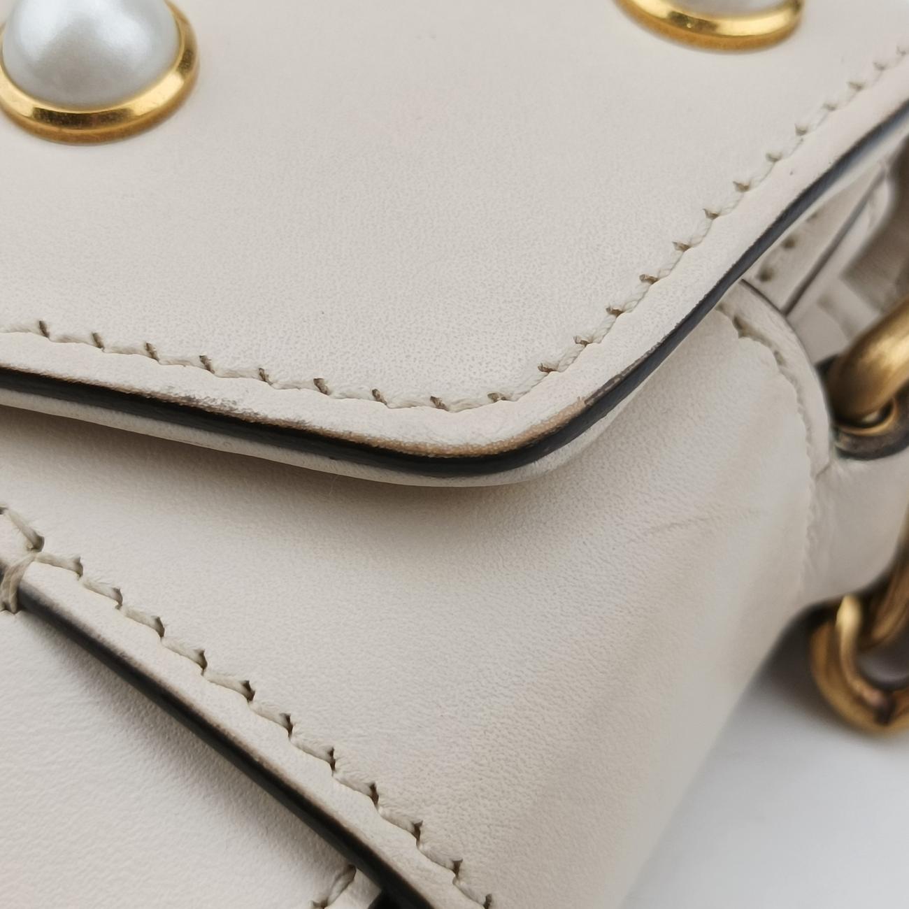 Pre-owned Gucci Broadway Pearl Bee White Leather 453778 shoulderbag | stylenewstar