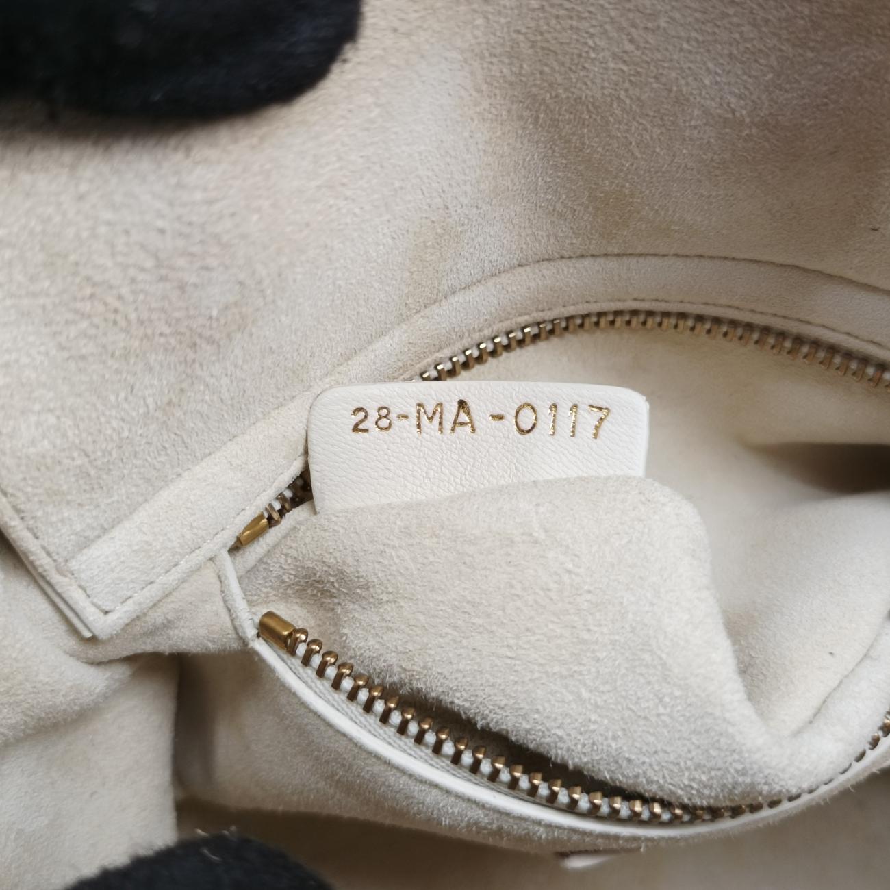 Pre-owned Christian Dior Lady Dior White Leather  shoulderbag | stylenewstar