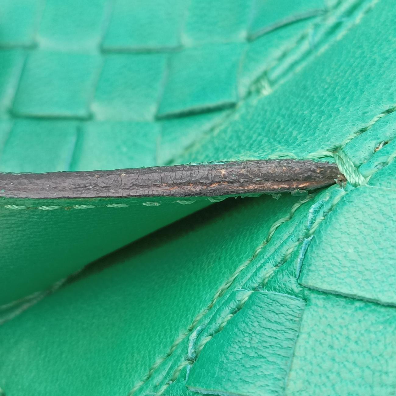 Pre-owned Bottega Veneta Intrecciato Green lambskin  shoulderbag | stylenewstar