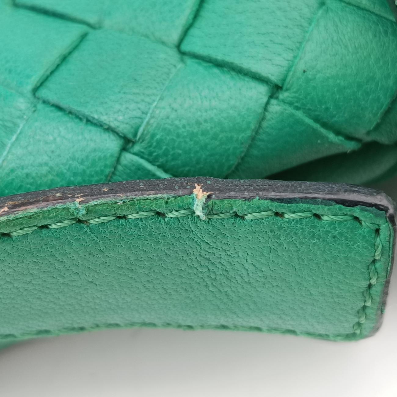 Pre-owned Bottega Veneta Intrecciato Green lambskin  shoulderbag | stylenewstar