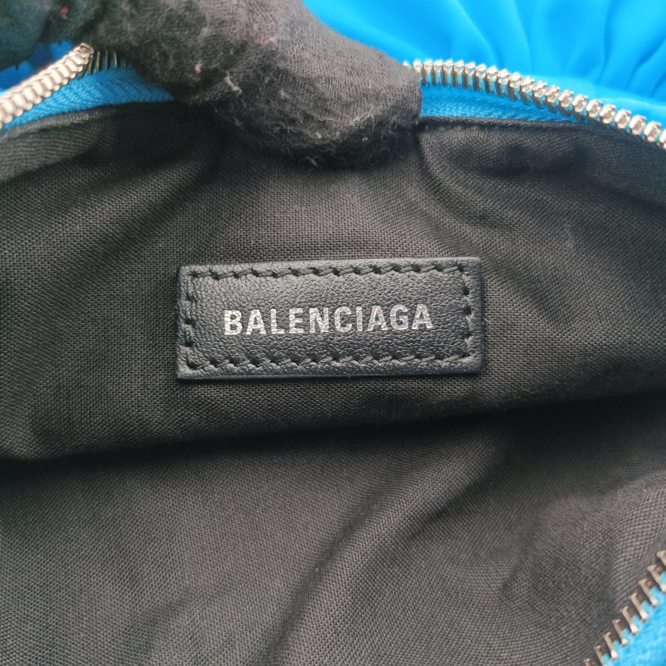 Secondhand Balenciaga Le Cagole mini Blue Nylon Stretch Fabric  shoulderbag | stylenewstar