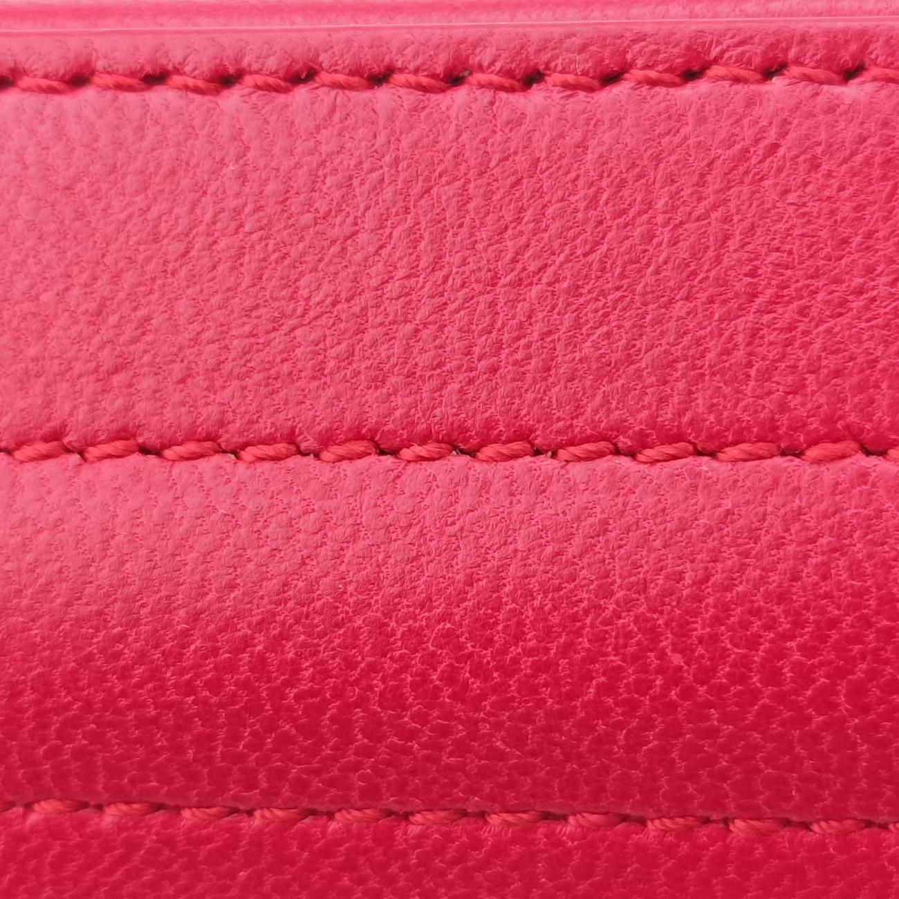 Pre-owned Yves Saint Laurent VICKY Red Leather 557574 bum bag/waist bag | stylenewstar