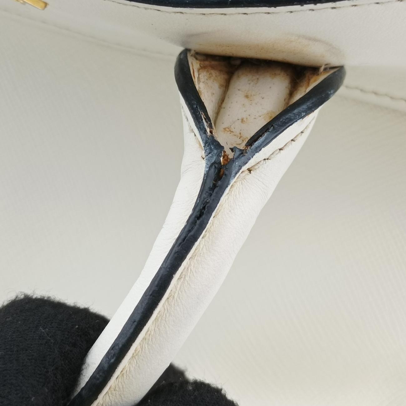 Pre-owned Prada Esplanade White SAFFIANO Leather 1BA045 shoulderbag | stylenewstar