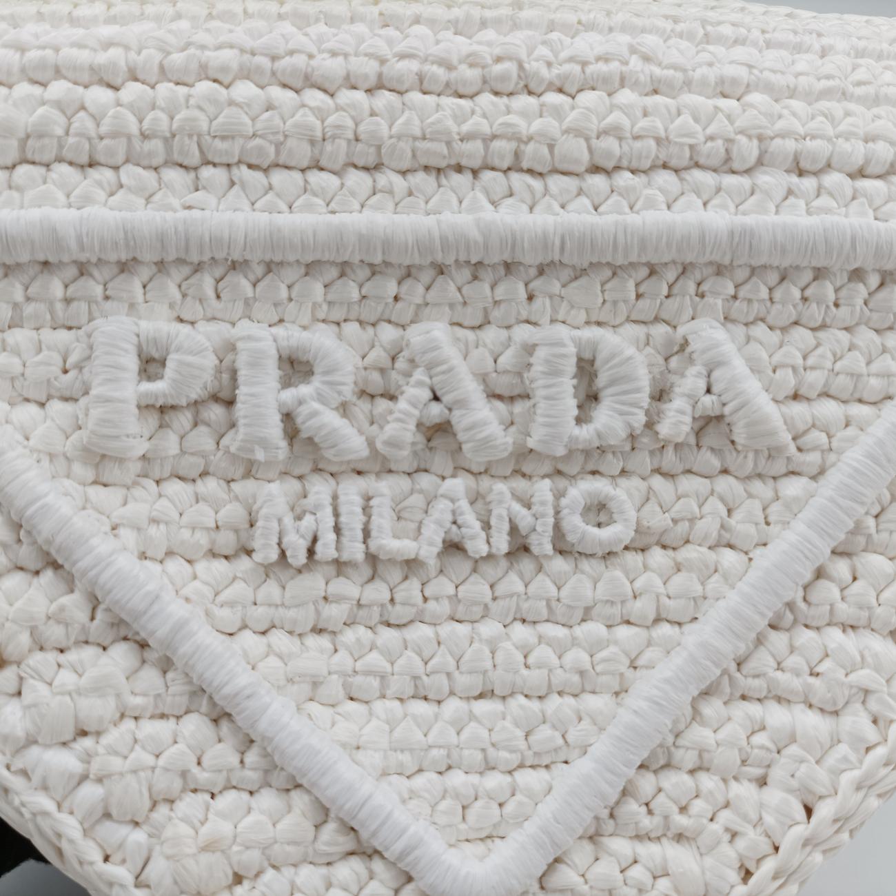 Pre-owned Prada Triangle Logo White Straw  shoulderbag | stylenewstar
