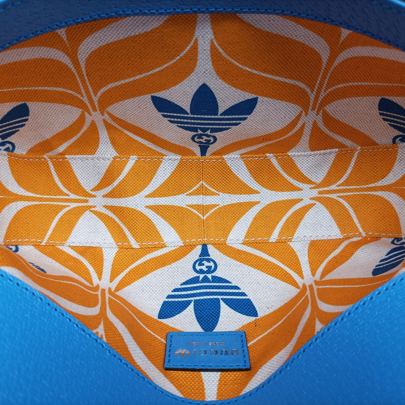 Pre-owned Gucci Adidas collaboration Horsebit Blue×white Leather 722009 shoulderbag | stylenewstar