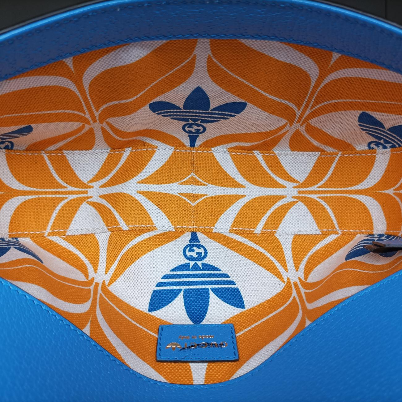 Pre-owned Gucci Adidas collaboration Horsebit Blue×white Leather 722009 shoulderbag | stylenewstar