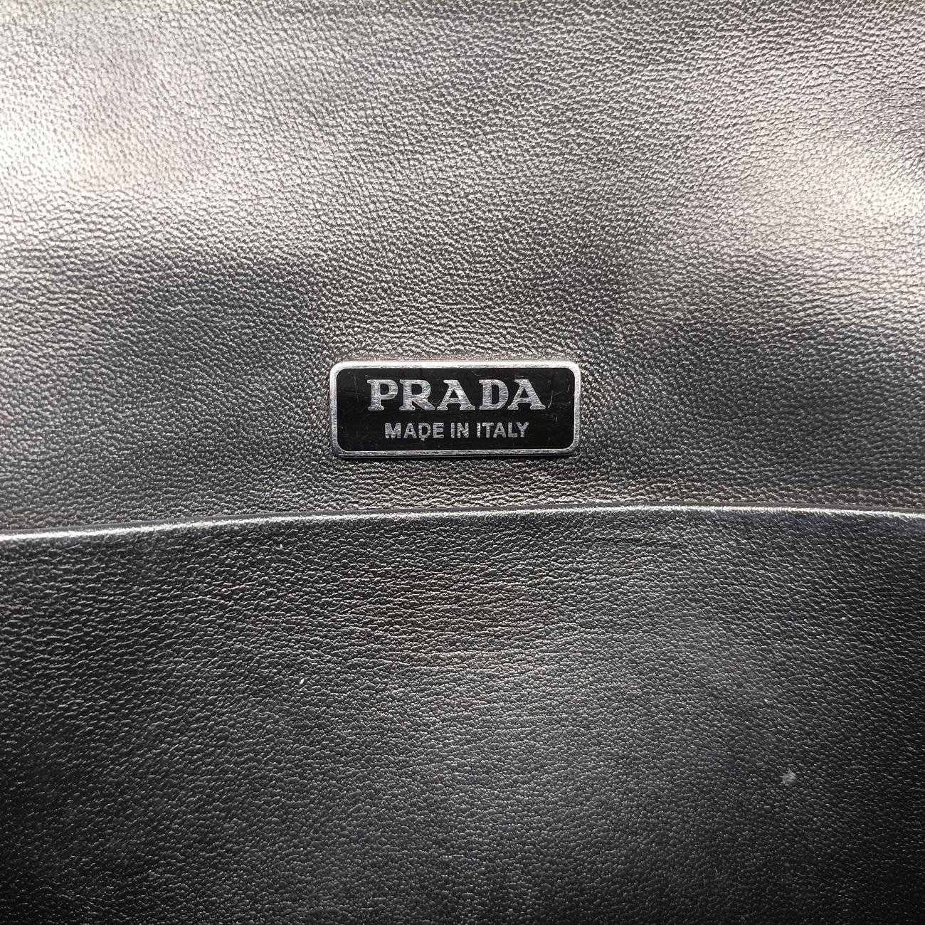 Pre-owned Prada Cahier Black x Purple Leather 1BH018 shoulderbag | stylenewstar