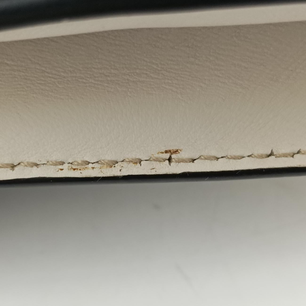 Vintage Prada Cahier Black×white Leather×SAFFIANO Leather 1BD045 shoulderbag | stylenewstar