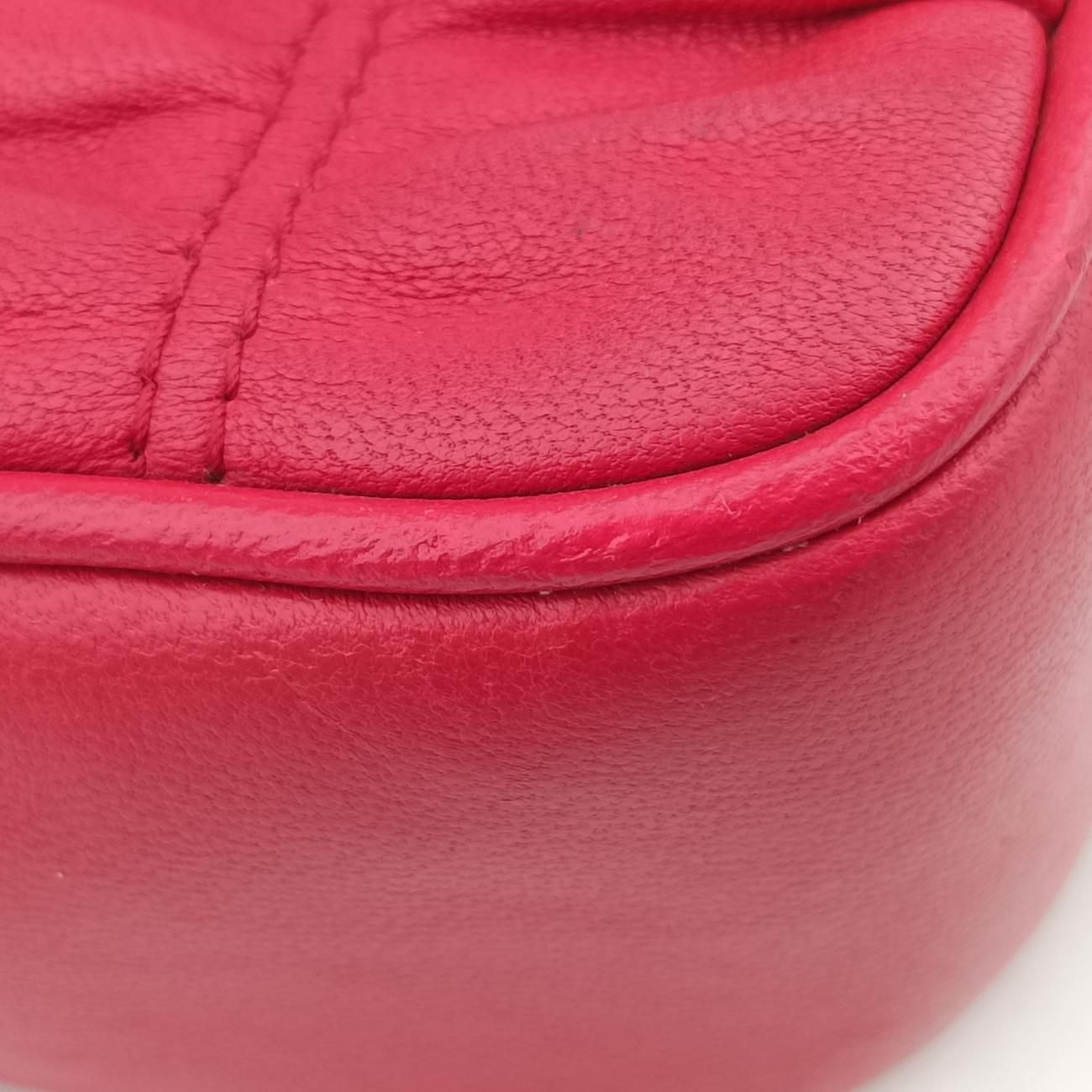 Pre-owned Prada Nappa Gaufre Red lambskin 1BD140 shoulderbag | stylenewstar