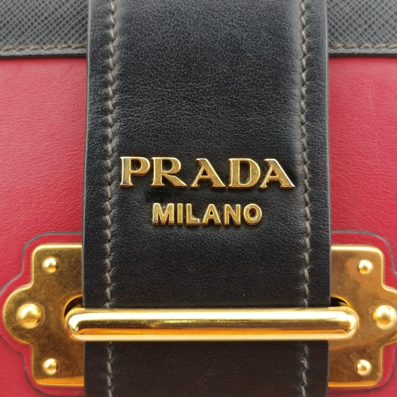 Pre-owned Prada Cahier Red×Black Leather 1BD045 shoulderbag | stylenewstar