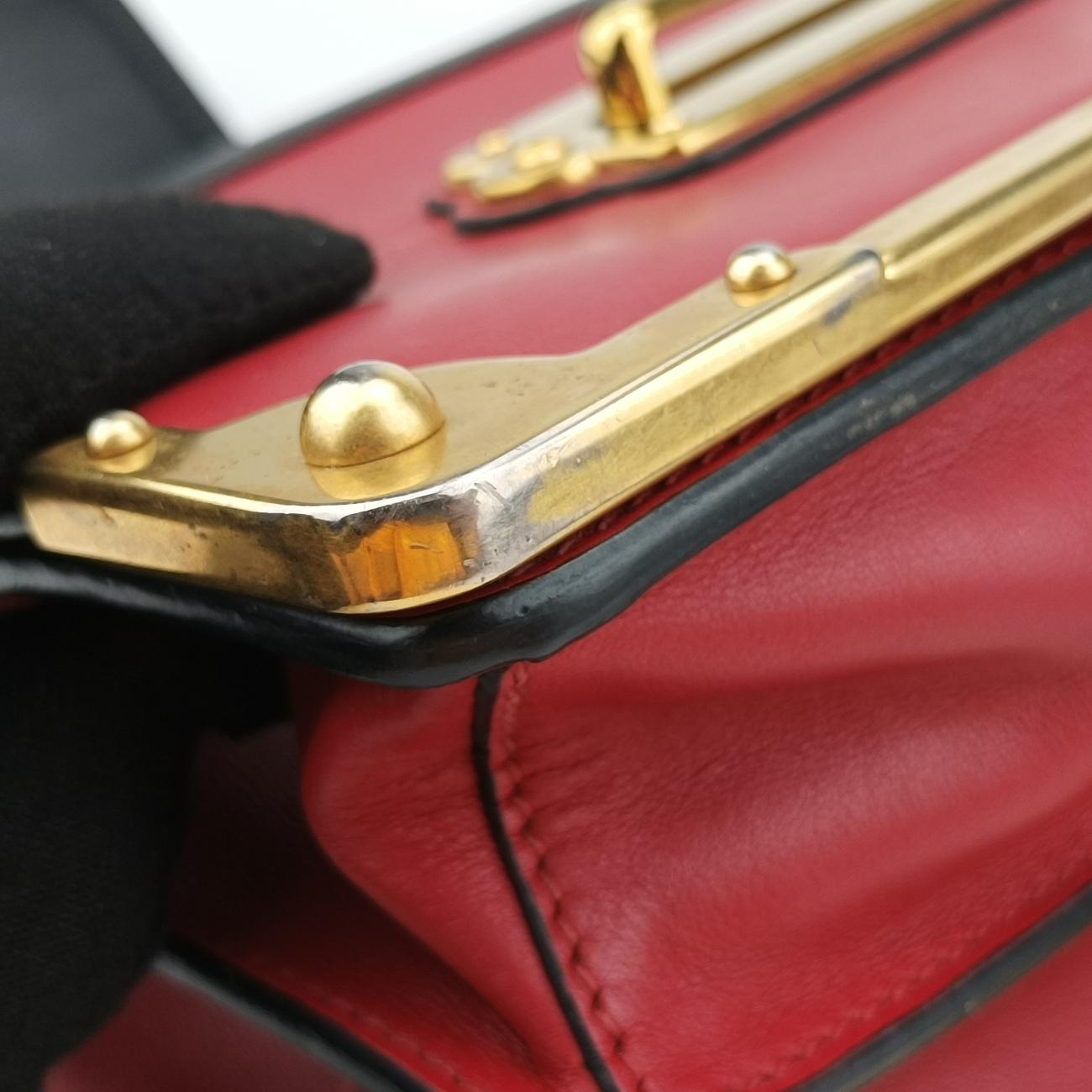 Pre-owned Prada Cahier Red×Black Leather 1BD045 shoulderbag | stylenewstar