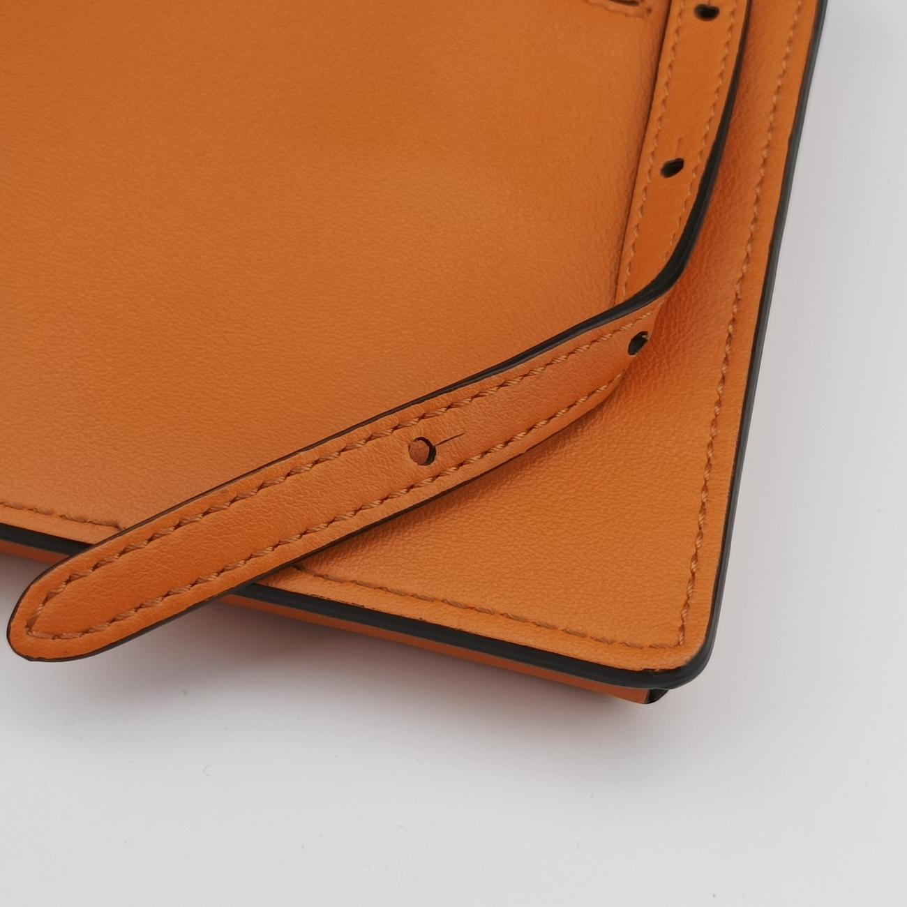 Pre-owned Fendi Mini Century Phone Case Orange Leather 8BS026 shoulderbag | stylenewstar