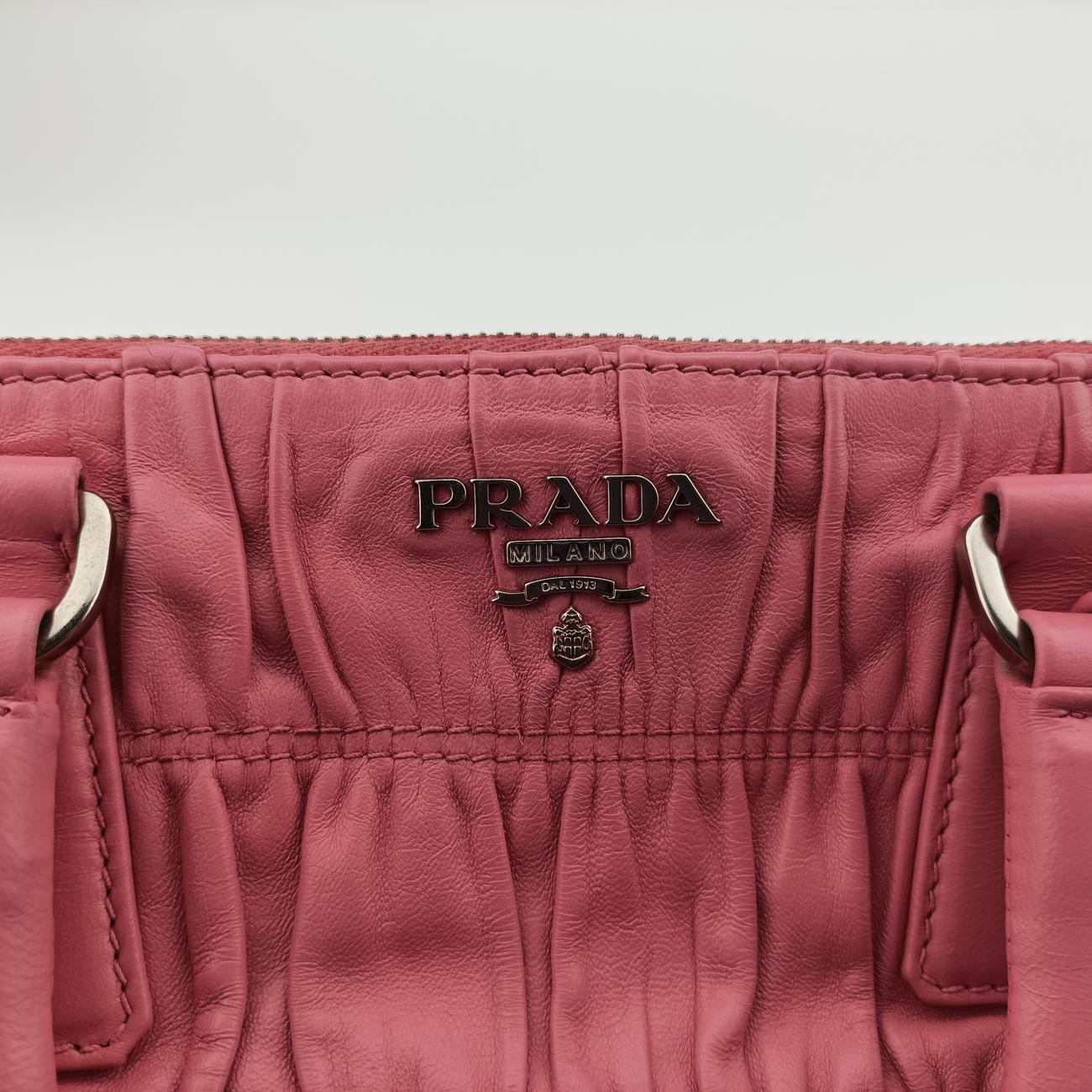 Pre-owned Prada Gathered Pink nylon BN2393 shoulderbag | stylenewstar