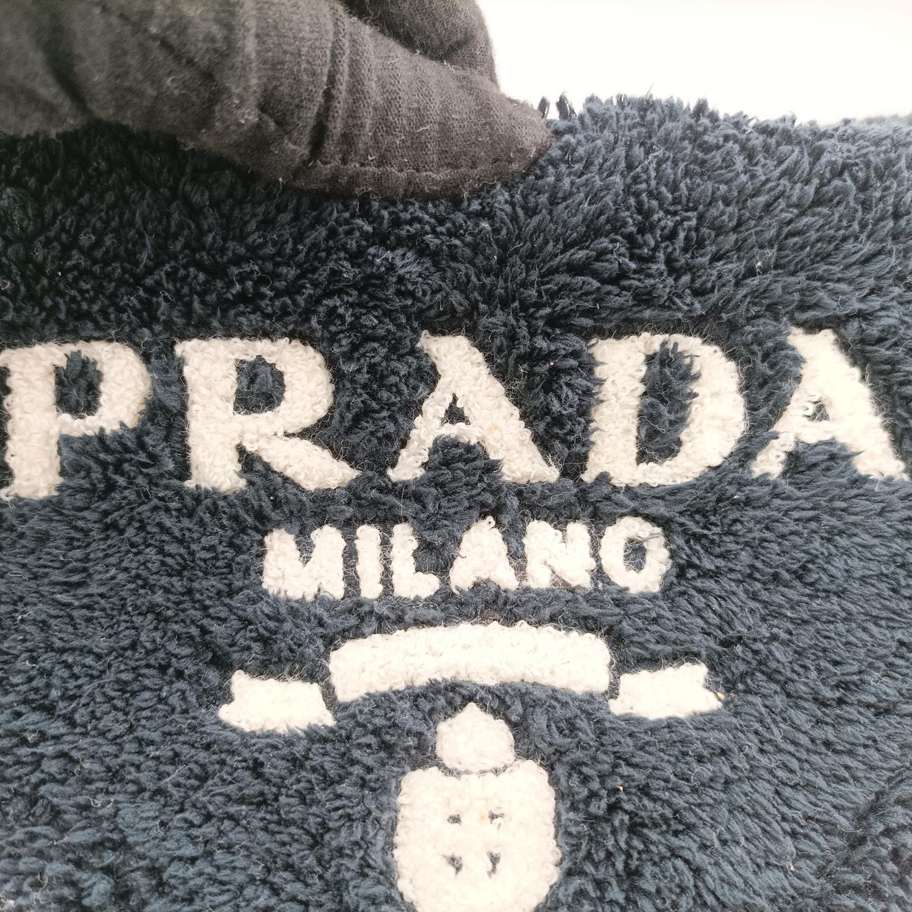 Secondhand Prada Triangle Terry Black×White Pile 1NE043 shoulderbag | stylenewstar