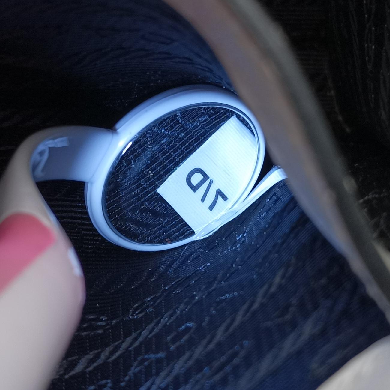 Pre-owned Prada Monochrome Robot White SAFFIANO Leather 1BD127 shoulderbag | stylenewstar