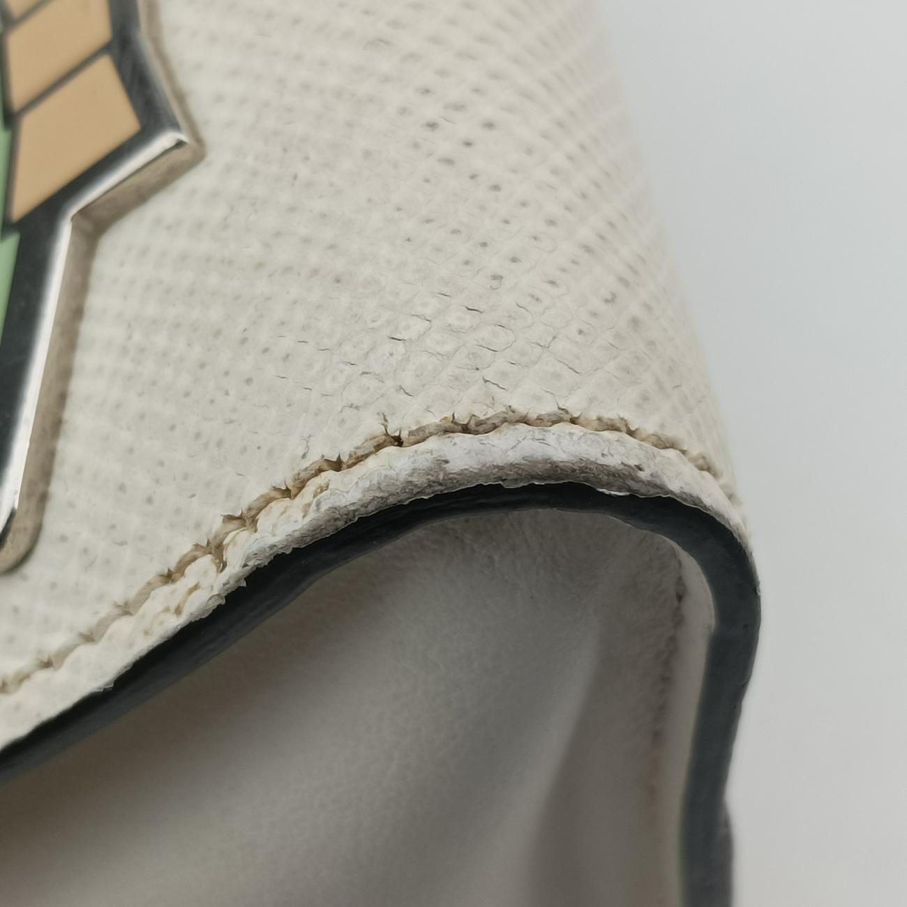 Pre-owned Prada Monochrome Robot White SAFFIANO Leather 1BD127 shoulderbag | stylenewstar