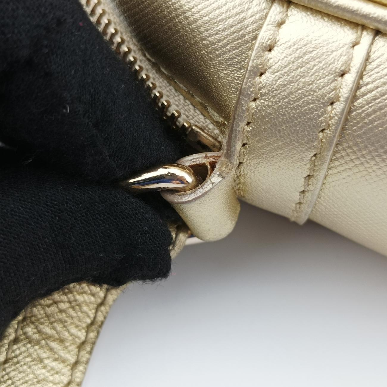 Pre-owned VERSACE Medusa Golden Leather  shoulderbag | stylenewstar