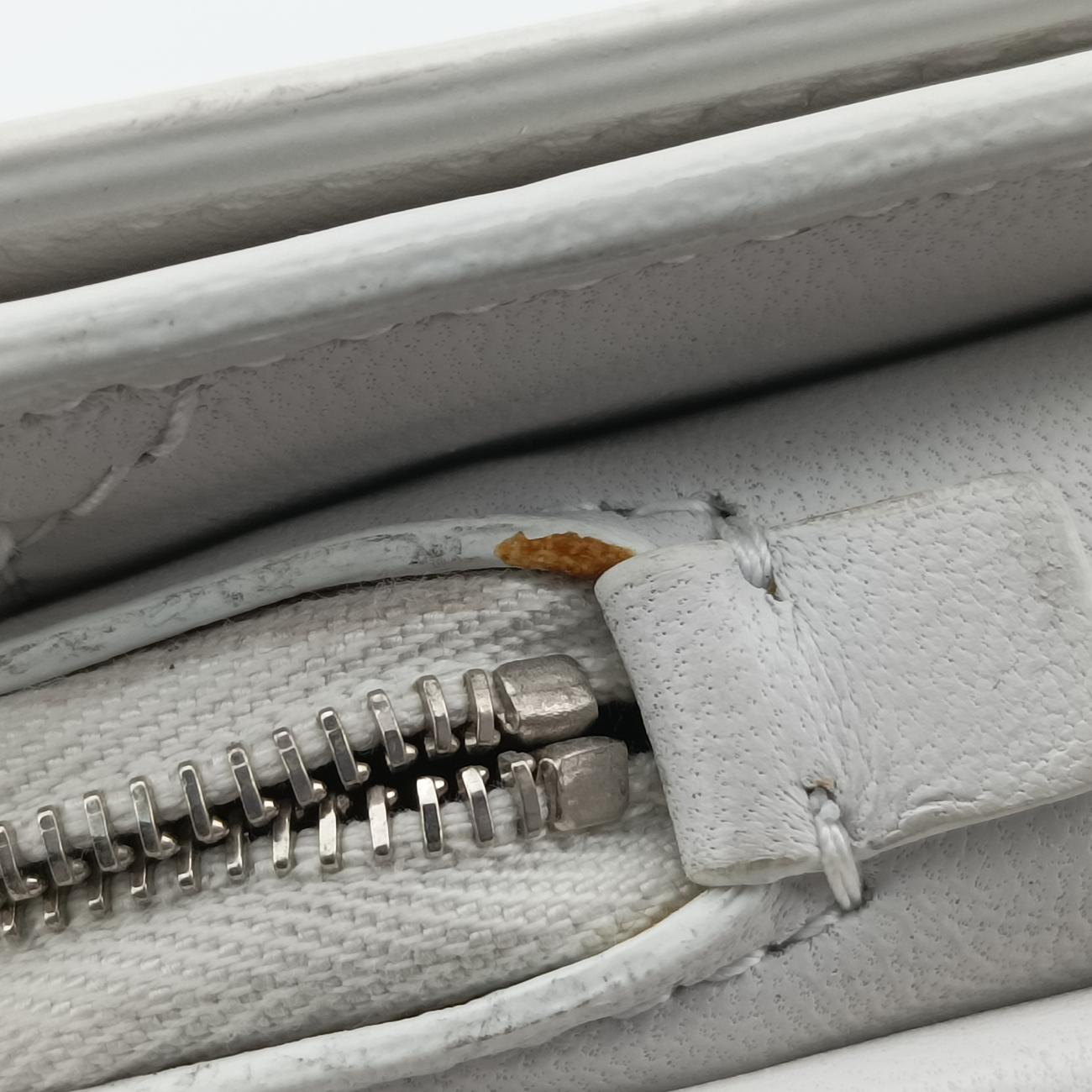 Pre-owned Balenciaga B.Logo White Leather  shoulderbag | stylenewstar