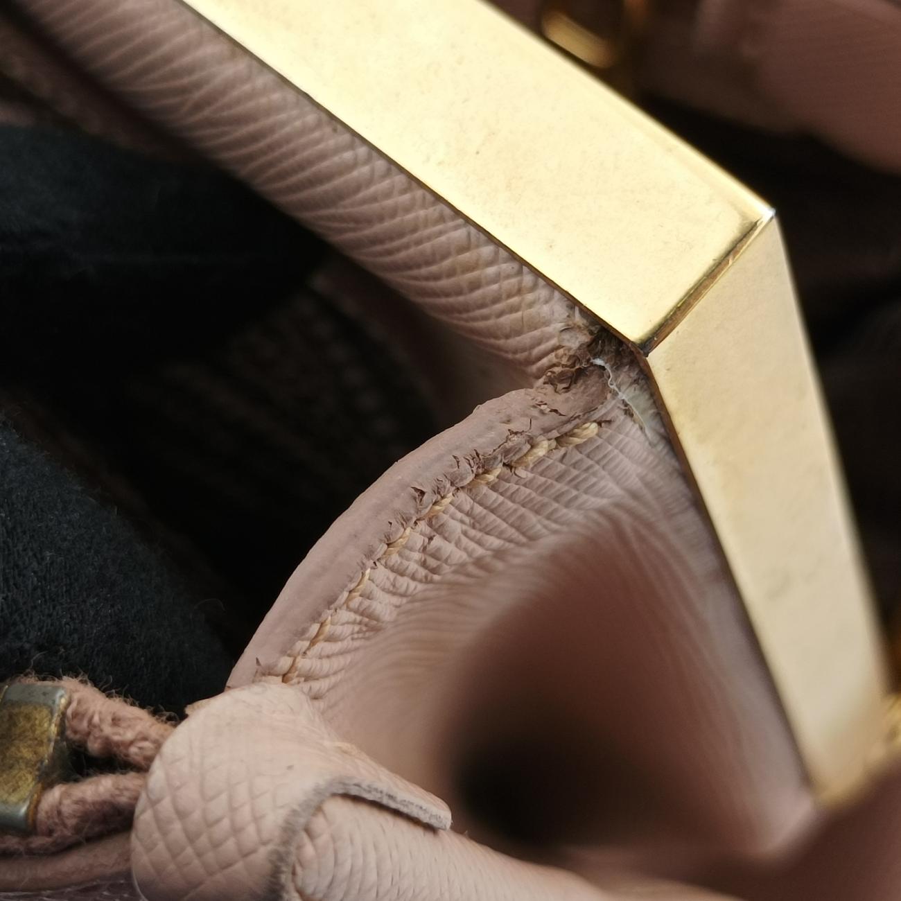 Pre-owned Prada Lux Frame Top Pink SAFFIANO Leather  handbag | stylenewstar