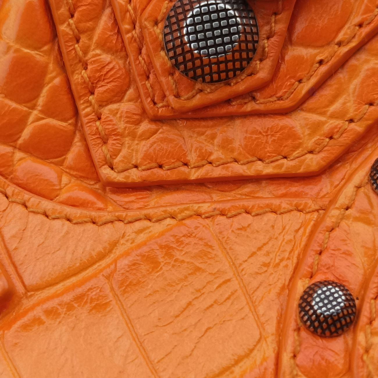 Pre-owned Balenciaga Le Cagole Orange lambskin  shoulderbag | stylenewstar