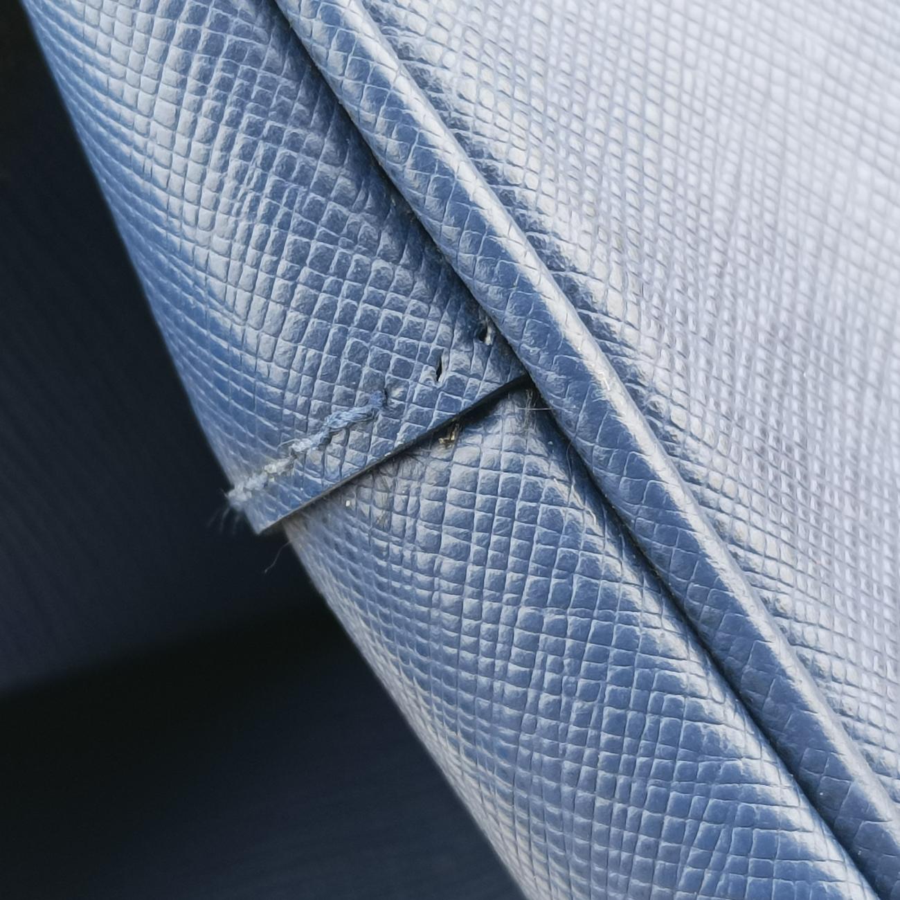 Pre-owned Prada Galleria Blue×Navy SAFFIANO Leather B2274C shoulderbag | stylenewstar