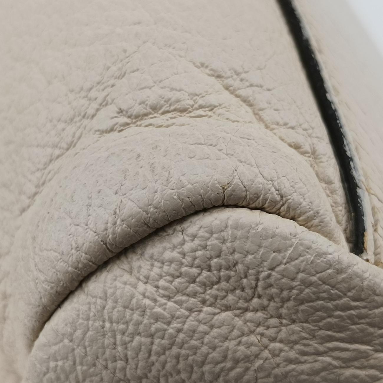 Pre-owned Fendi PEEKABOO Large Beige Leather 8BN210 shoulderbag | stylenewstar