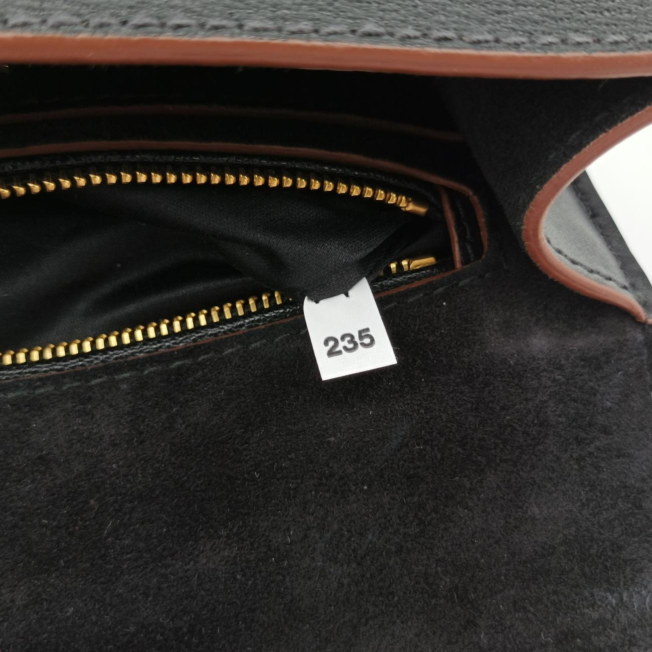 Secondhand Miu Miu Miu Lady Black Leather  shoulderbag | stylenewstar