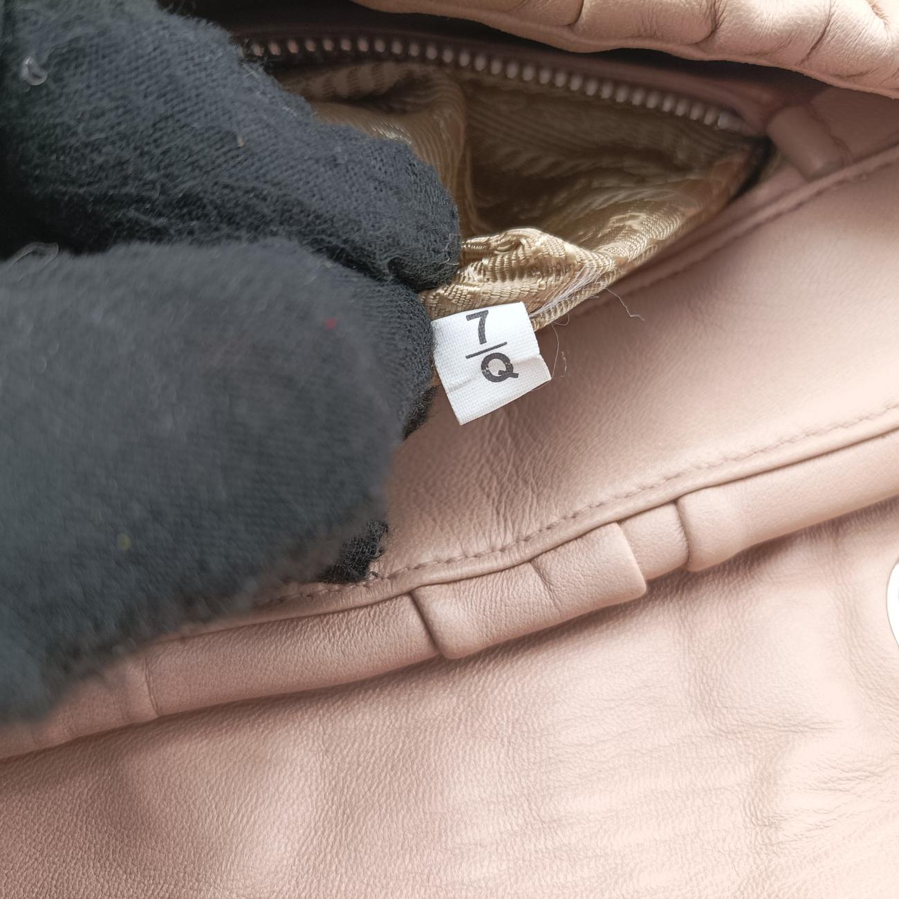 Pre-owned Prada Gaufre Logo Flap Pink Nappa Leather BT0939 shoulderbag | stylenewstar