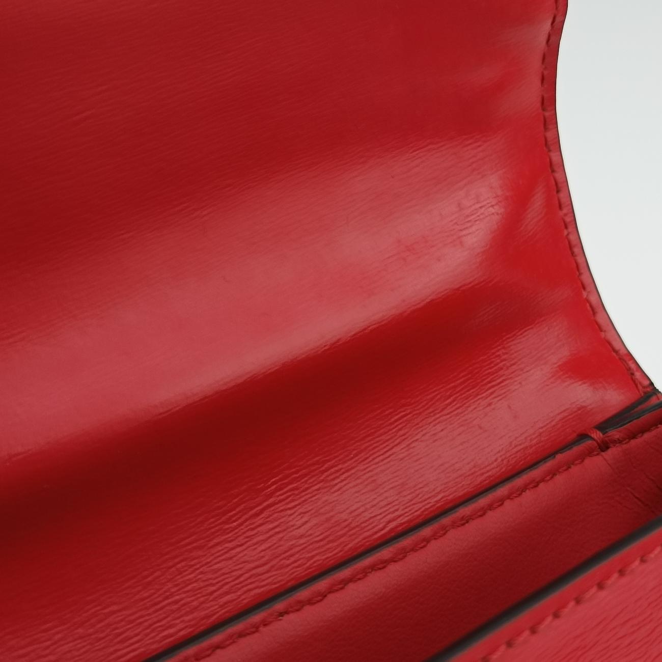 Pre-owned VERSACE Medusa Red Leather  shoulderbag | stylenewstar