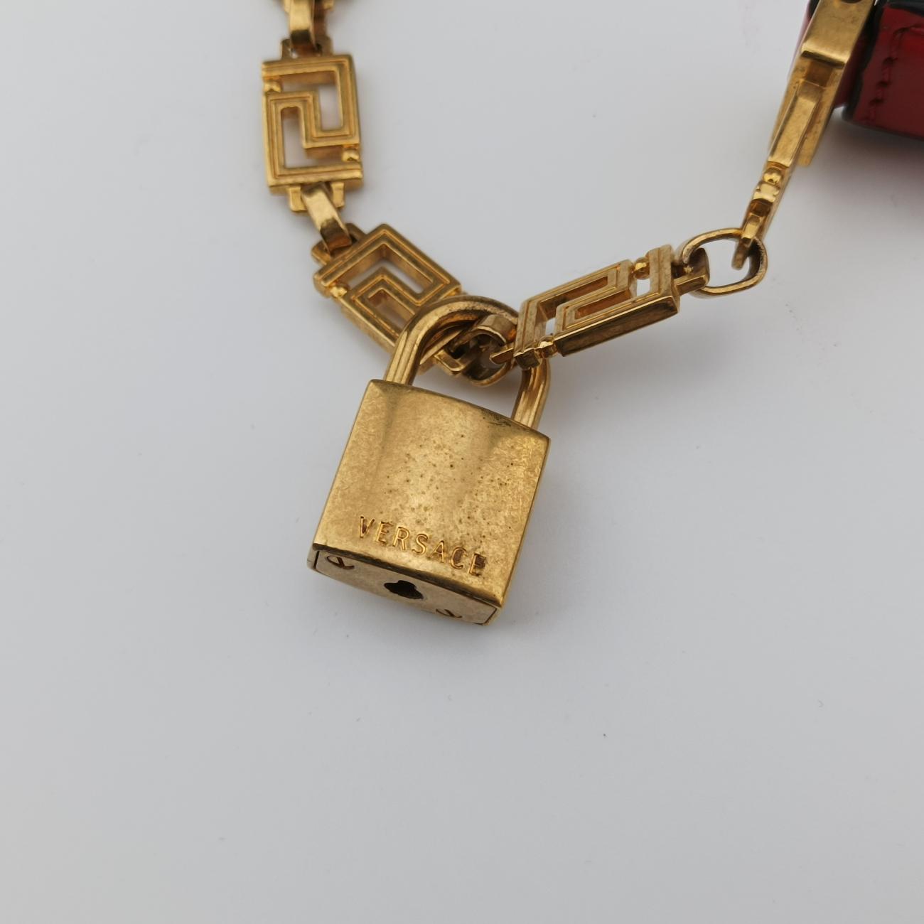 Pre-owned VERSACE Medusa Red Leather  shoulderbag | stylenewstar