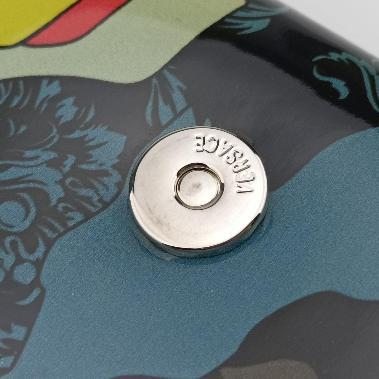 Pre-owned VERSACE Palazzo Medusa Multicolour Patent  shoulderbag | stylenewstar