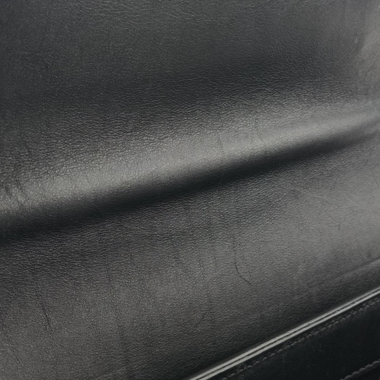 Pre-owned VERSACE SIGNATURE La Medusa Black Leather  shoulderbag | stylenewstar