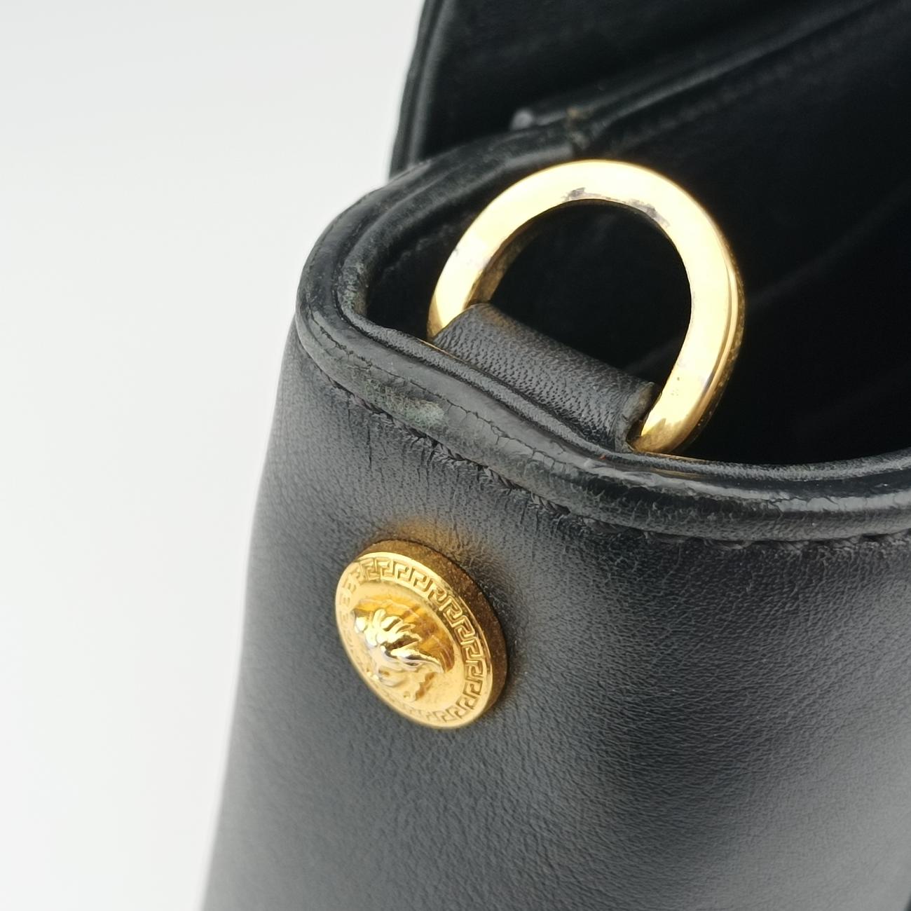 Pre-owned VERSACE SIGNATURE La Medusa Black Leather  shoulderbag | stylenewstar