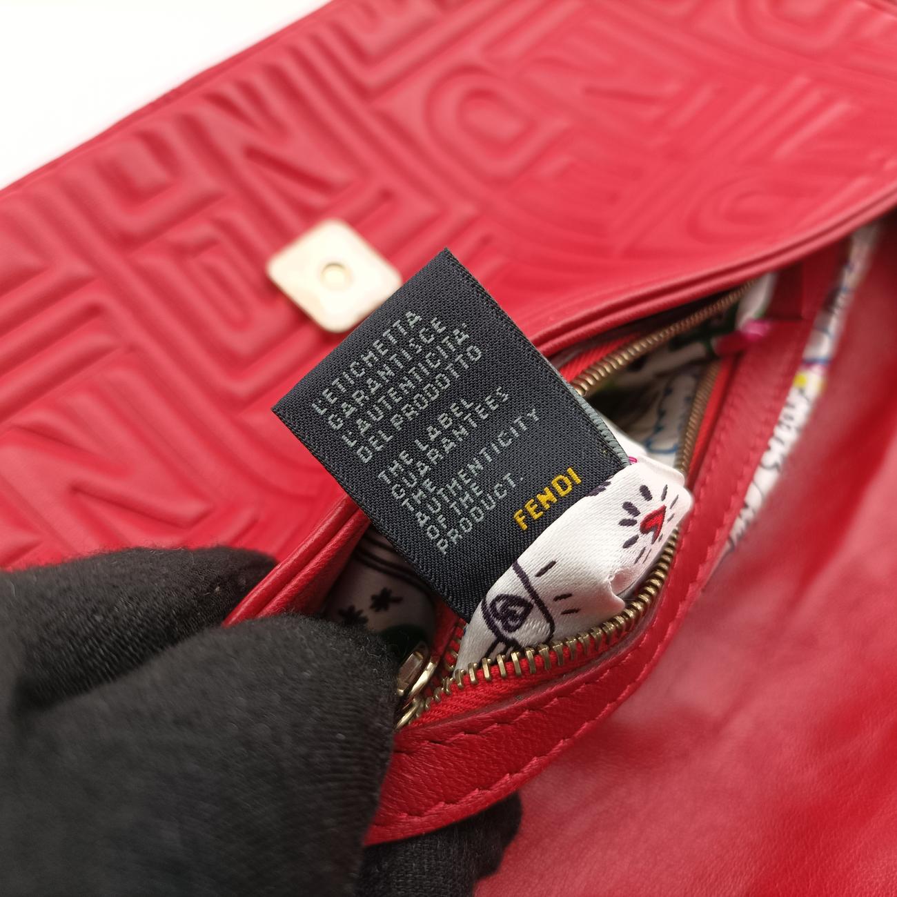 Pre-owned Fendi Baguette Red lambskin 8BR600 shoulderbag | stylenewstar