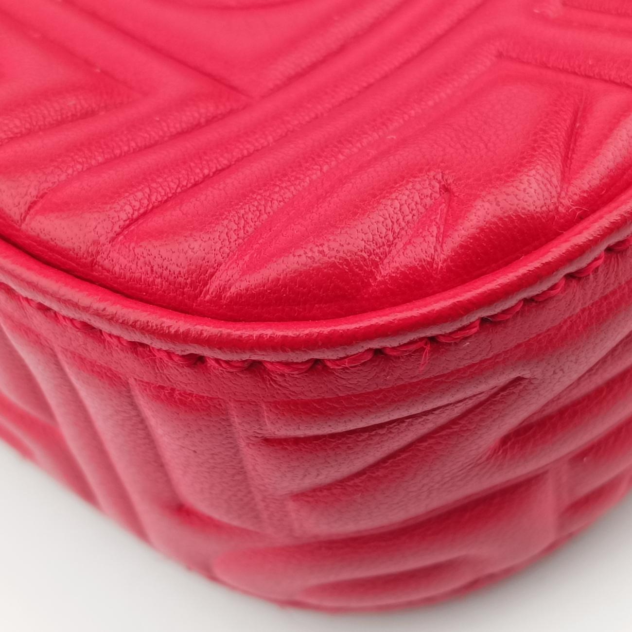 Pre-owned Fendi Baguette Red lambskin 8BR600 shoulderbag | stylenewstar