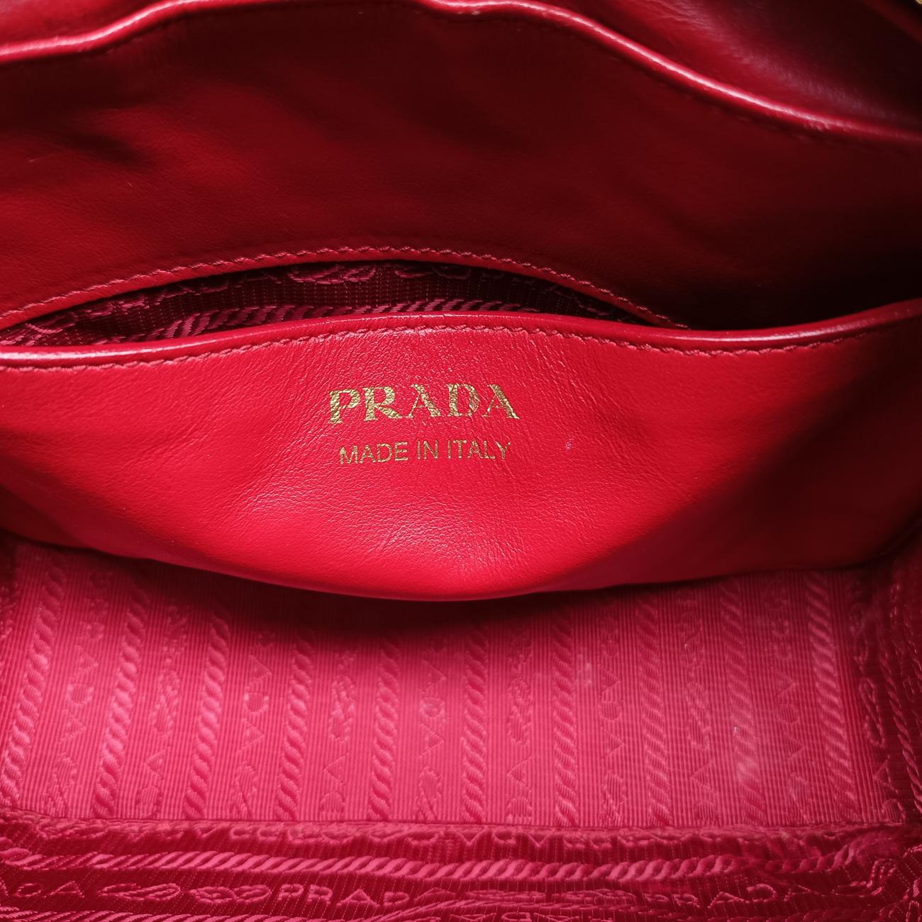 Pre-owned Prada Impunture Diagramme Red leather 1BH102 shoulderbag | stylenewstar
