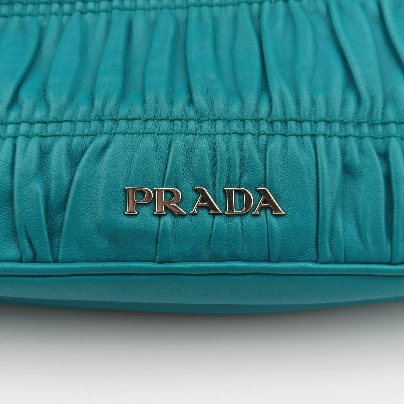 Pre-owned Prada Nappa Gaufre Nero Handbag Blue Nappa Leather  shoulderbag | stylenewstar