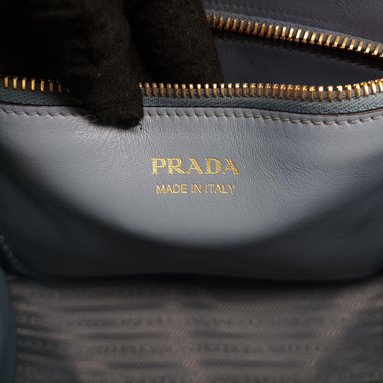 Pre-owned Prada Monochrome Blue SAFFIANO Leather 1BA156 shoulderbag | stylenewstar