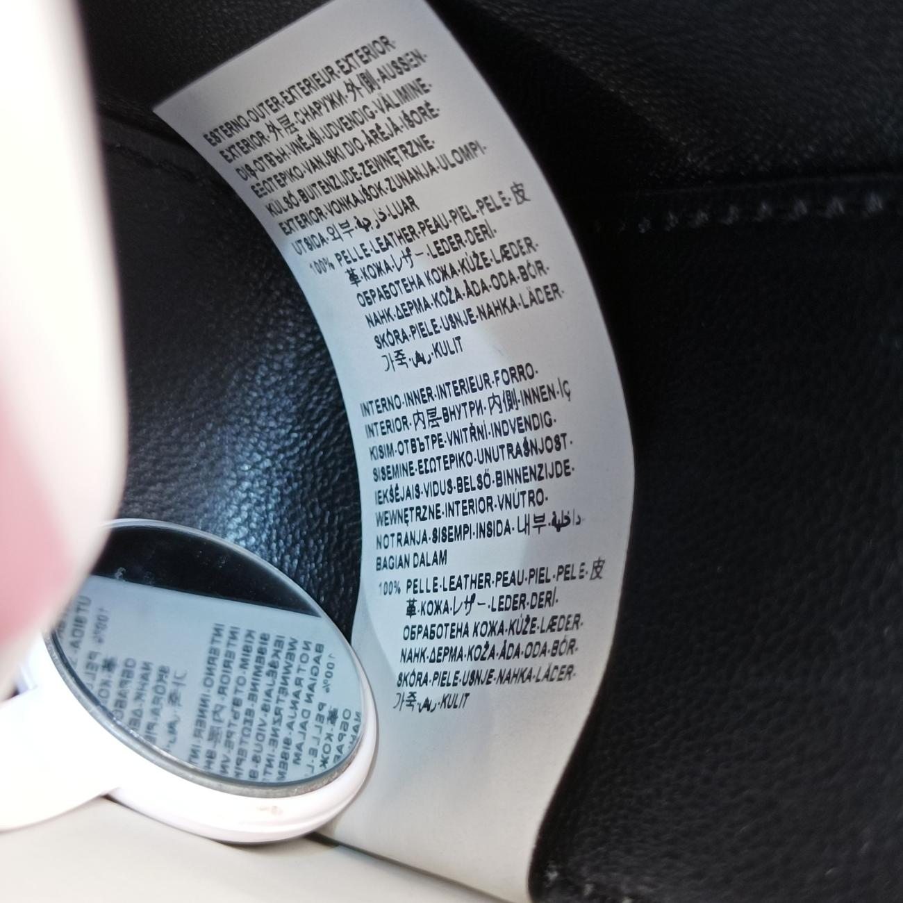 Pre-owned VERSACE Medusa Black Leather  shoulderbag | stylenewstar