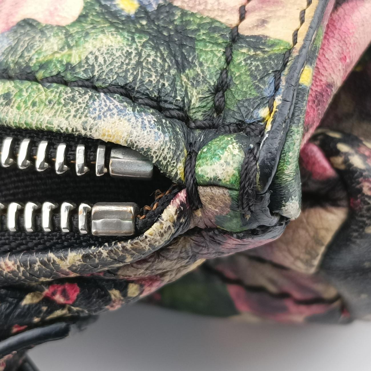 Pre-owned Givenchy Pandora Black×Multicolour Leather  shoulderbag | stylenewstar