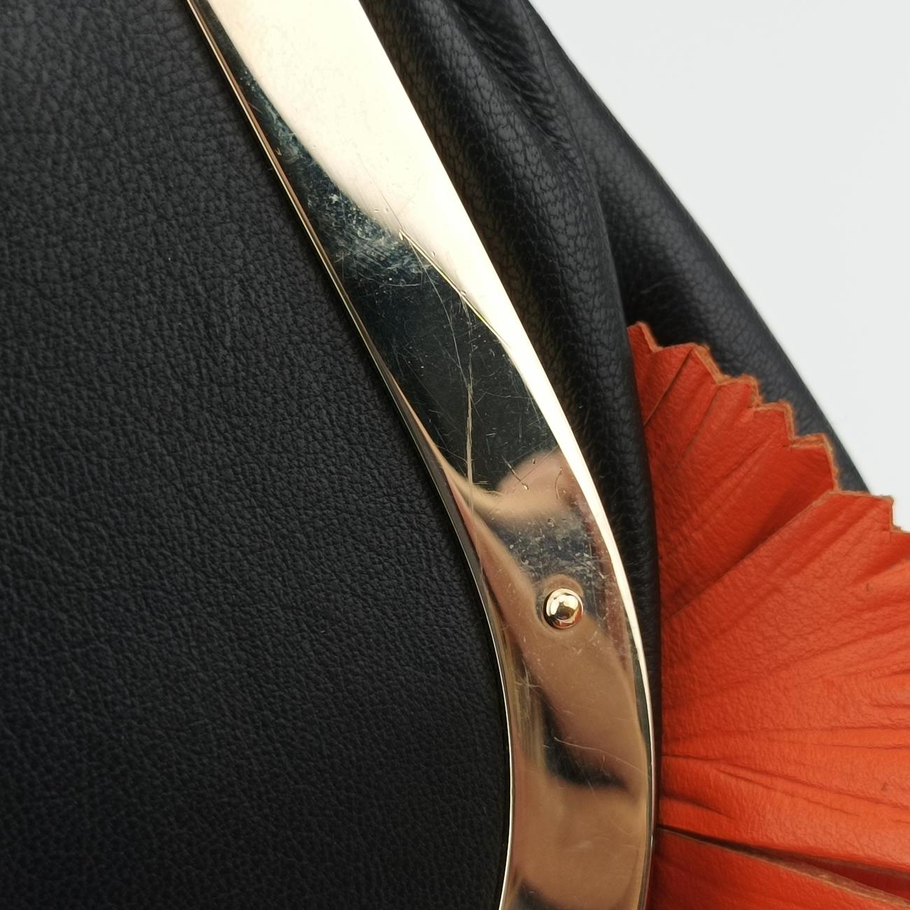 Pre-owned VERSACE Floral decoration Black×Multicolour Leather  shoulderbag | stylenewstar