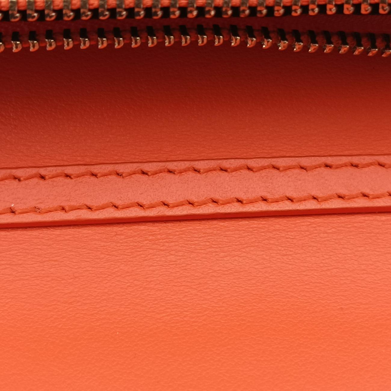 Pre-owned VERSACE Medusa Purple Leather  shoulderbag | stylenewstar