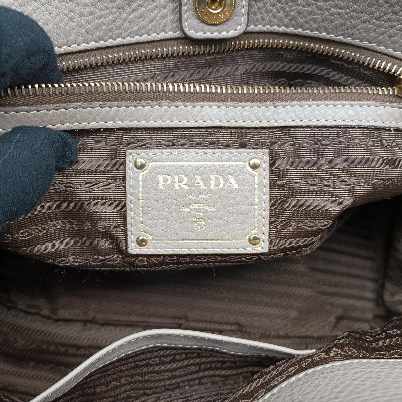 Pre-owned Prada OUTLET Beige Leather BR4393 handbag | stylenewstar