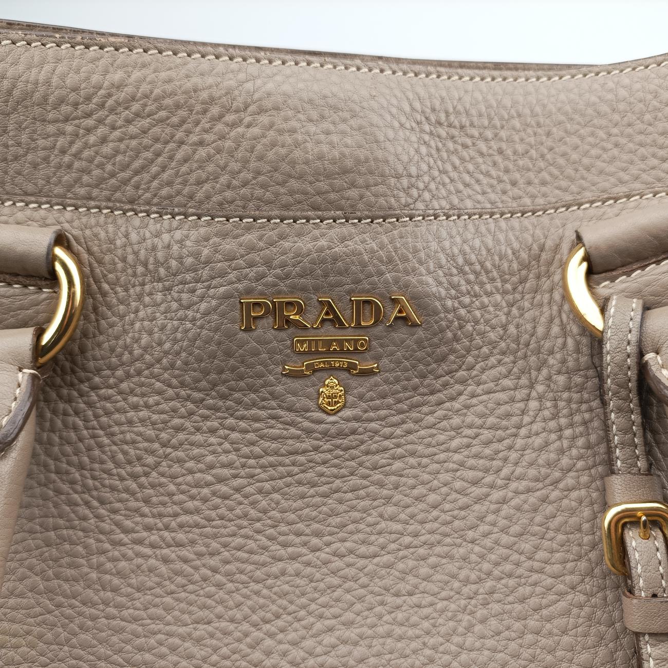 Pre-owned Prada OUTLET Beige Leather BR4393 handbag | stylenewstar