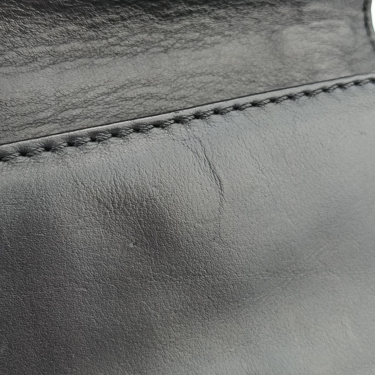 Pre-owned Valentino Rockstud Glam Lock Black Leather  shoulderbag | stylenewstar