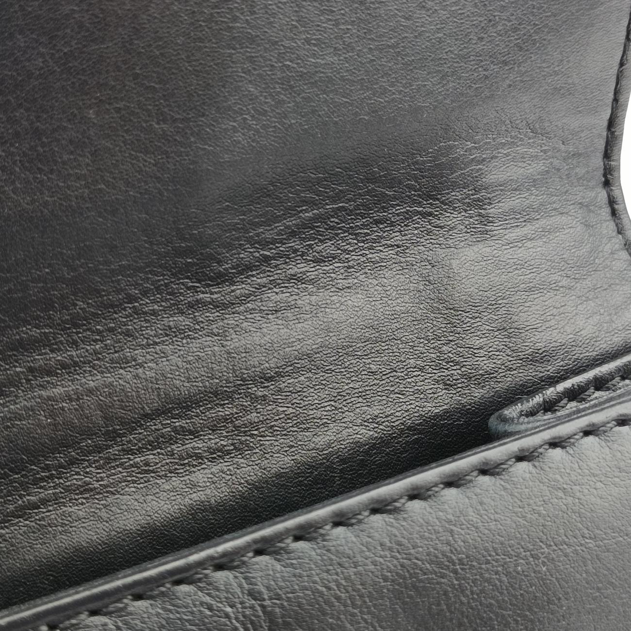 Pre-owned Valentino Rockstud Glam Lock Black Leather  shoulderbag | stylenewstar