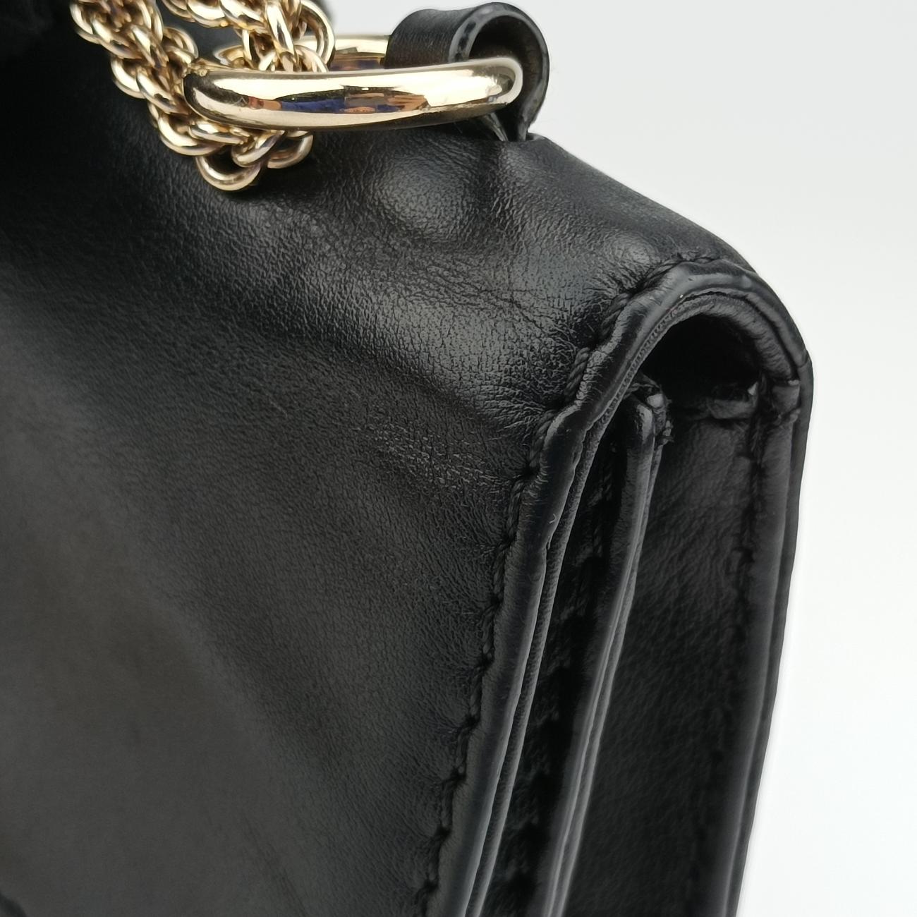 Pre-owned Valentino Rockstud Glam Lock Black Leather  shoulderbag | stylenewstar