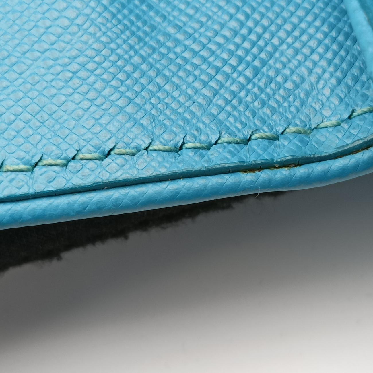 Vintage Prada lock Fuoco Sound Top Handle Blue SAFFIANO Leather BT0963 shoulderbag | stylenewstar