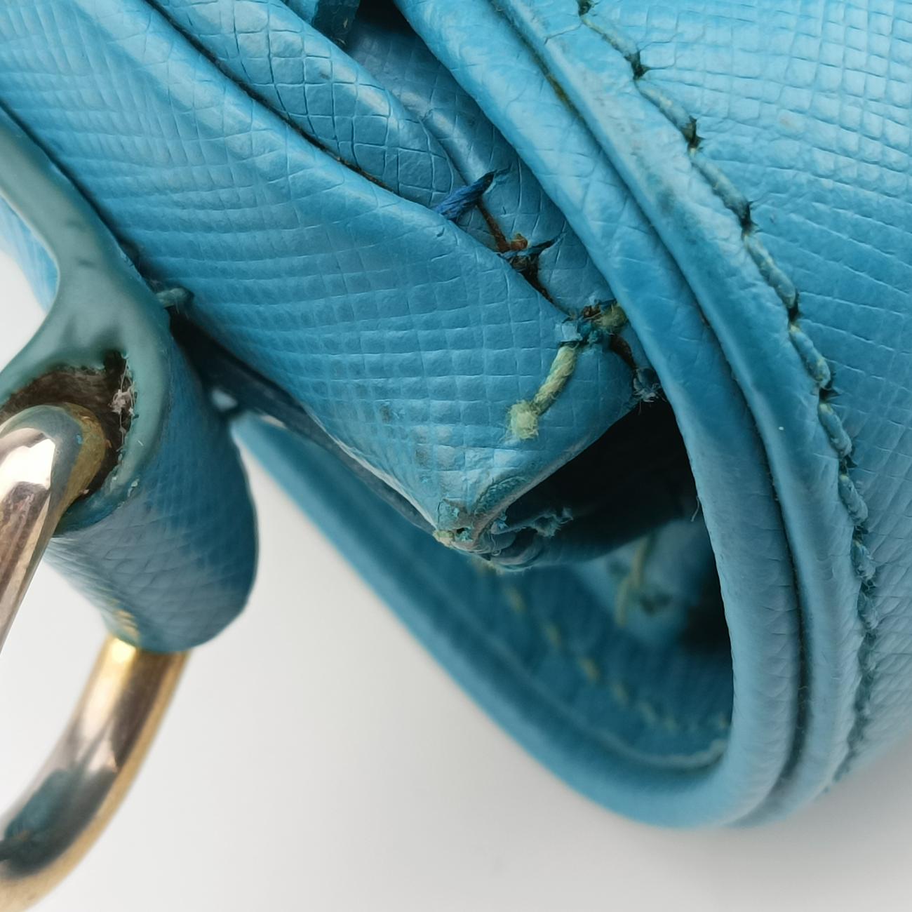 Vintage Prada lock Fuoco Sound Top Handle Blue SAFFIANO Leather BT0963 shoulderbag | stylenewstar